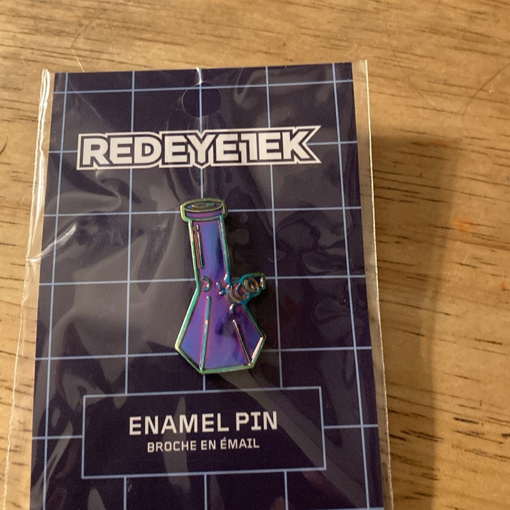 Redeyetek Purple Enamel Pin